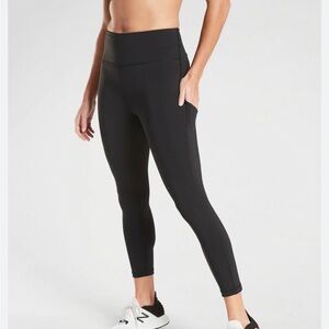 Athleta Black Ultimate Stash 7/8 Tight